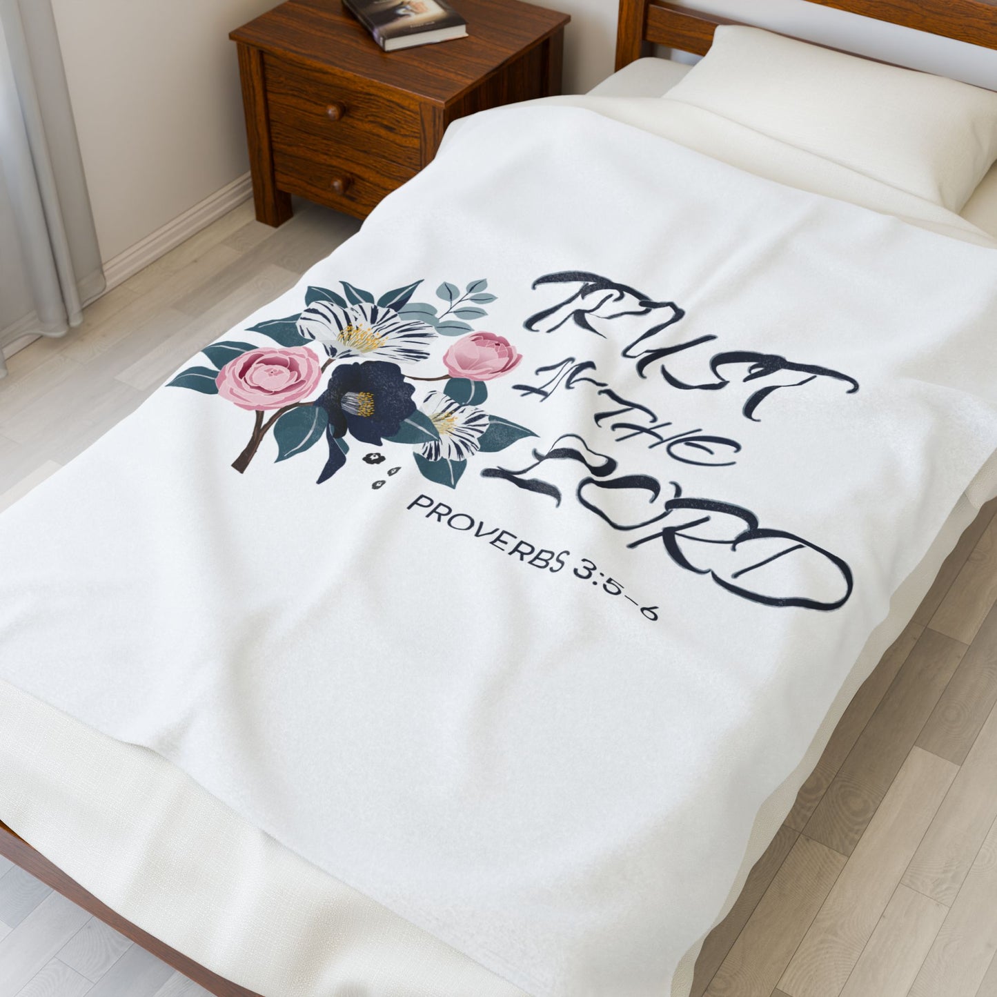 Velveteen Plush Blanket - Trust in the Lord